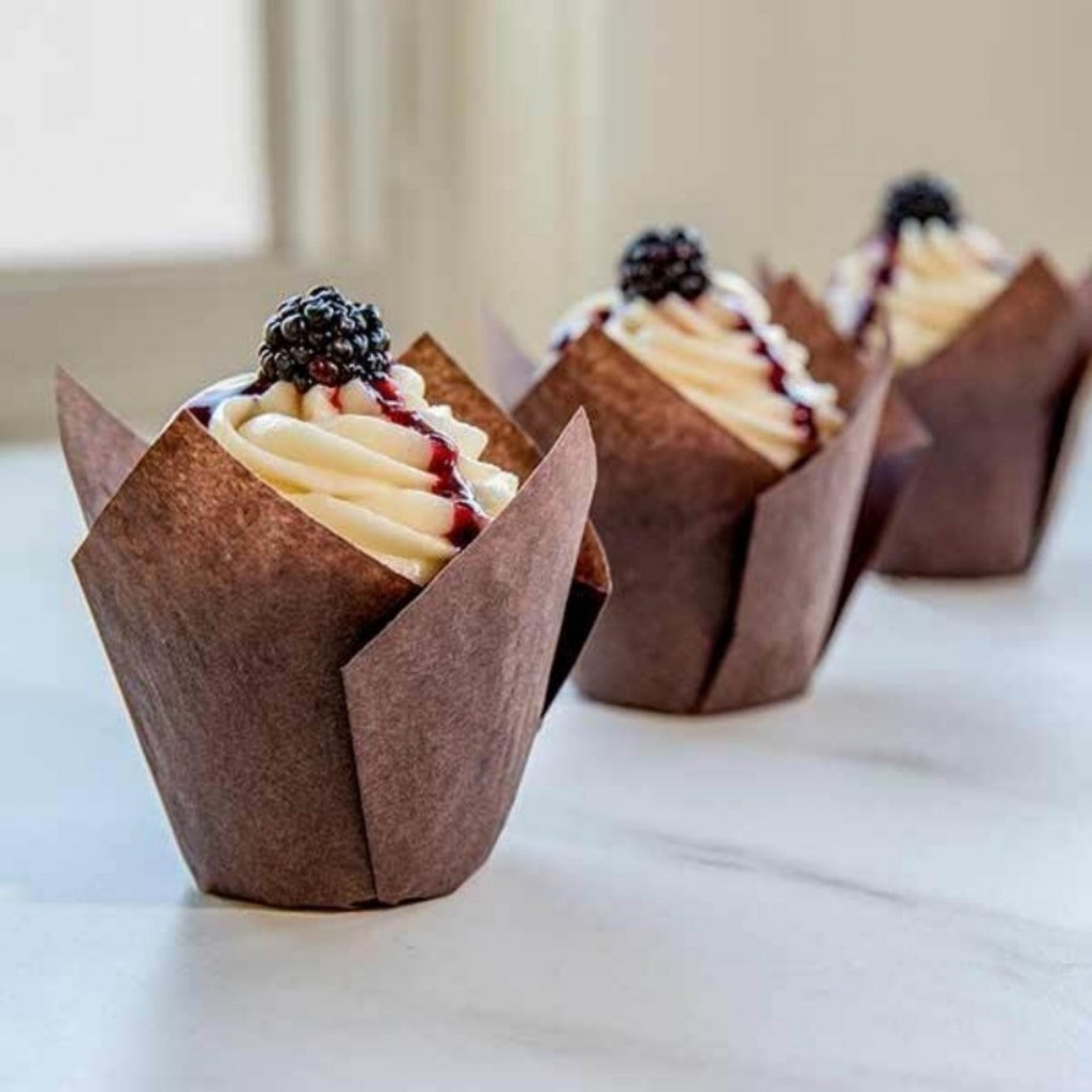 50Pcs Cake Paper Cups Tulip Muffin Cup Oilproof Cup Cake Liner Baking ...