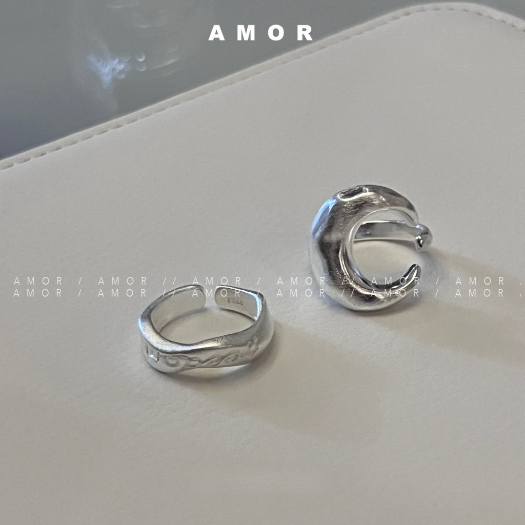 Extremely Simple Design Ring INS Niche Irregularities