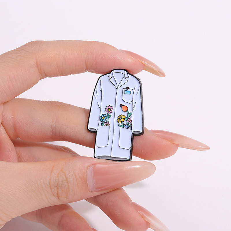 Doctor Flowers White Coat Brooch Science Laboratory Clothes Enamel Pins ...