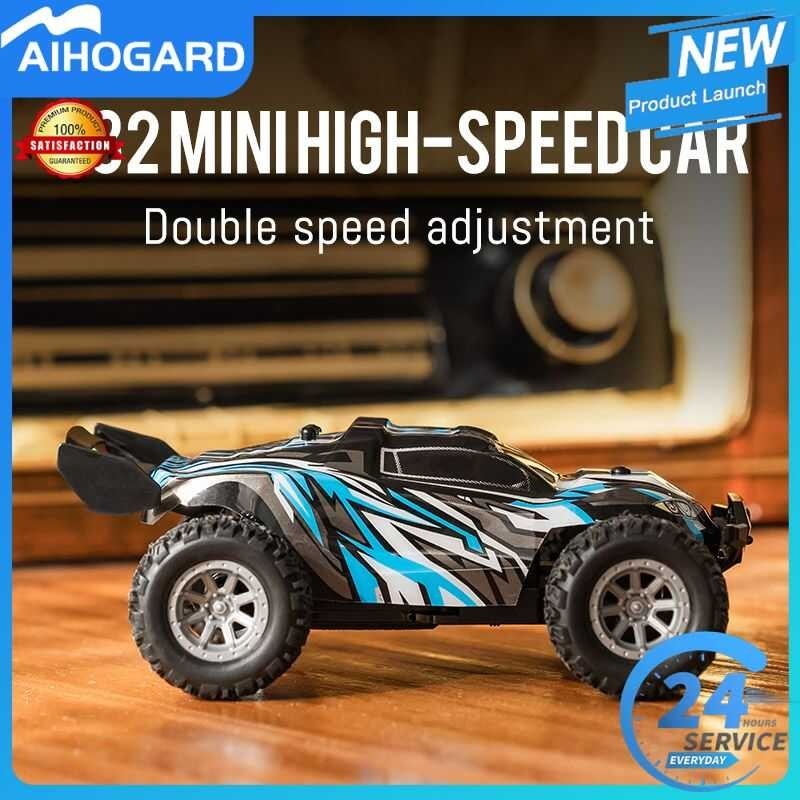 1:64 Scale Mini RC Drift Car - 4WD High-Speed Remote Control Car With LED Lights For Adults