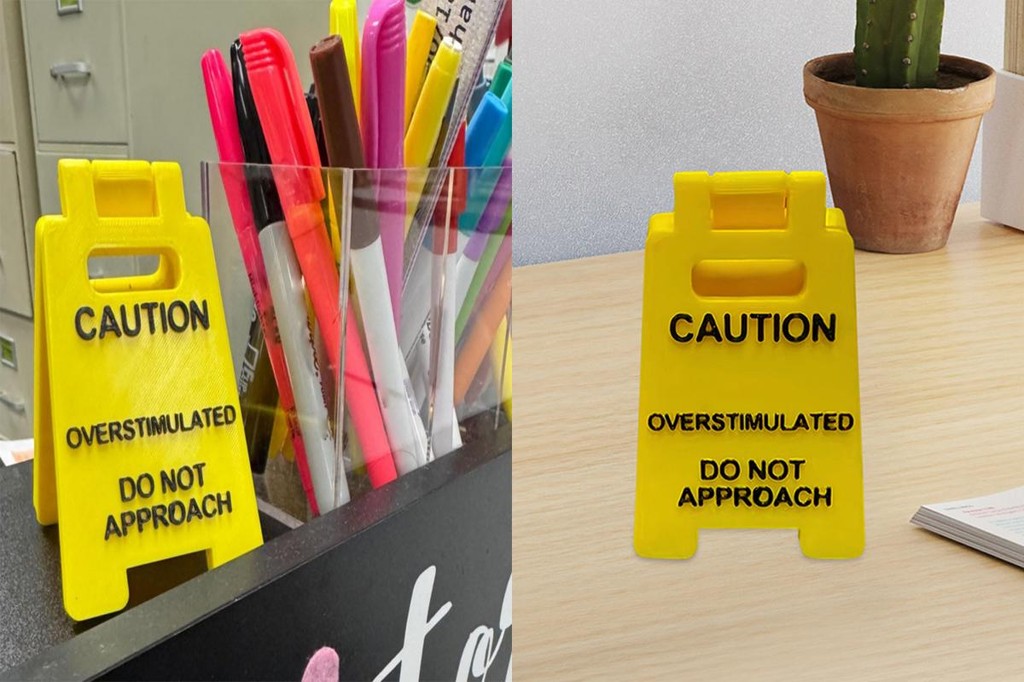 3d Printed Desk Sign 2pcs Funny Overstimulated Desk Sign Quirky Office ...