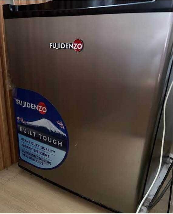 Fujidenzo 1.8 cu. ft. Personal Refrigerator RB-18HS (Stainless Steel ...