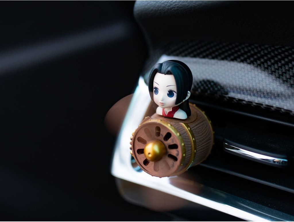 27 Pirate Air Outlet Can Be Changed, Luffy Empress Solona Car Air