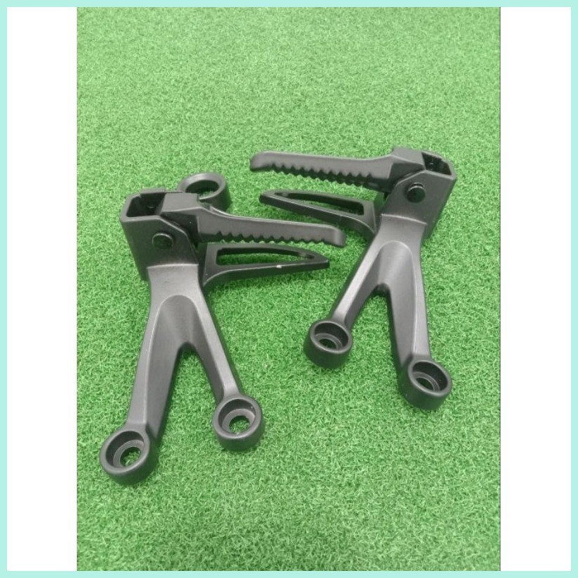 KRX Rear Foot rest for R150 (black) | Shopee Philippines