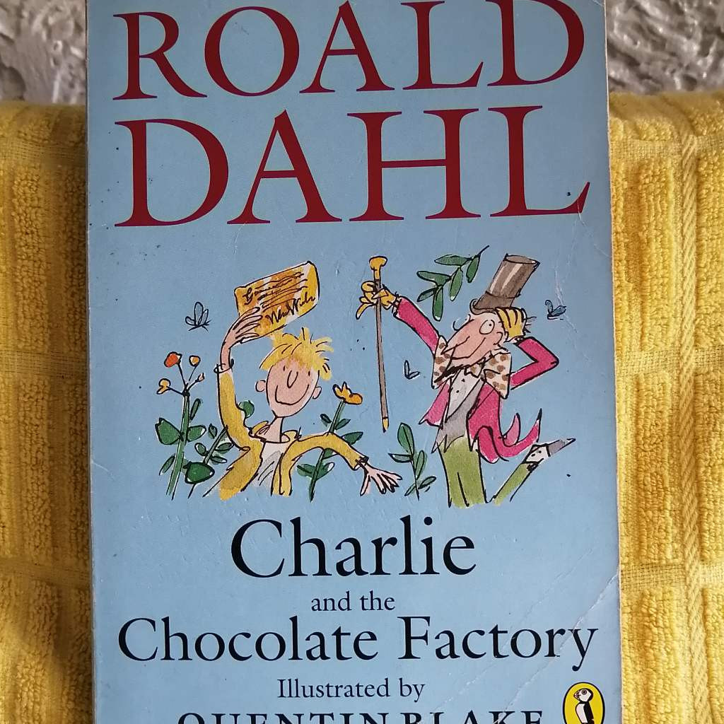 Charlie and the Chocolate Factory by Roald Dahl (pre loved / paperback ...