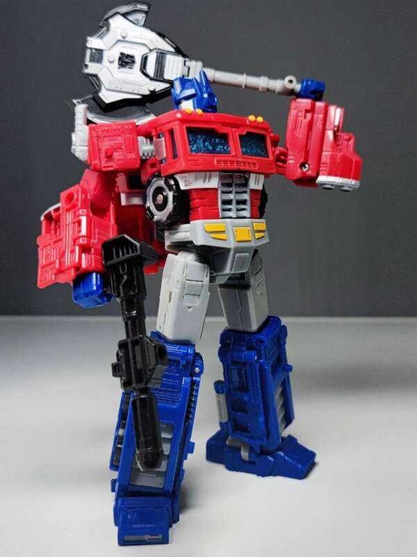 Hasbro Transformers Siege Red Spider Spring Optimus Prime Megatron ...