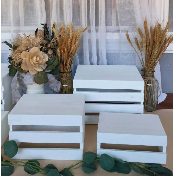 Wooden Riser with Slatted Side, Crate Style Grazing Table Set, Rustic ...