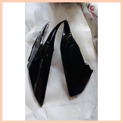 ♟ ۩ Body Cowling side Panel Aerox v1 Yamaha Genuine Parts | Shopee ...