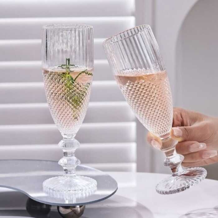 Exquisite Delicate and Attractive Cup for Women, Slightly Tipsy Cup ...