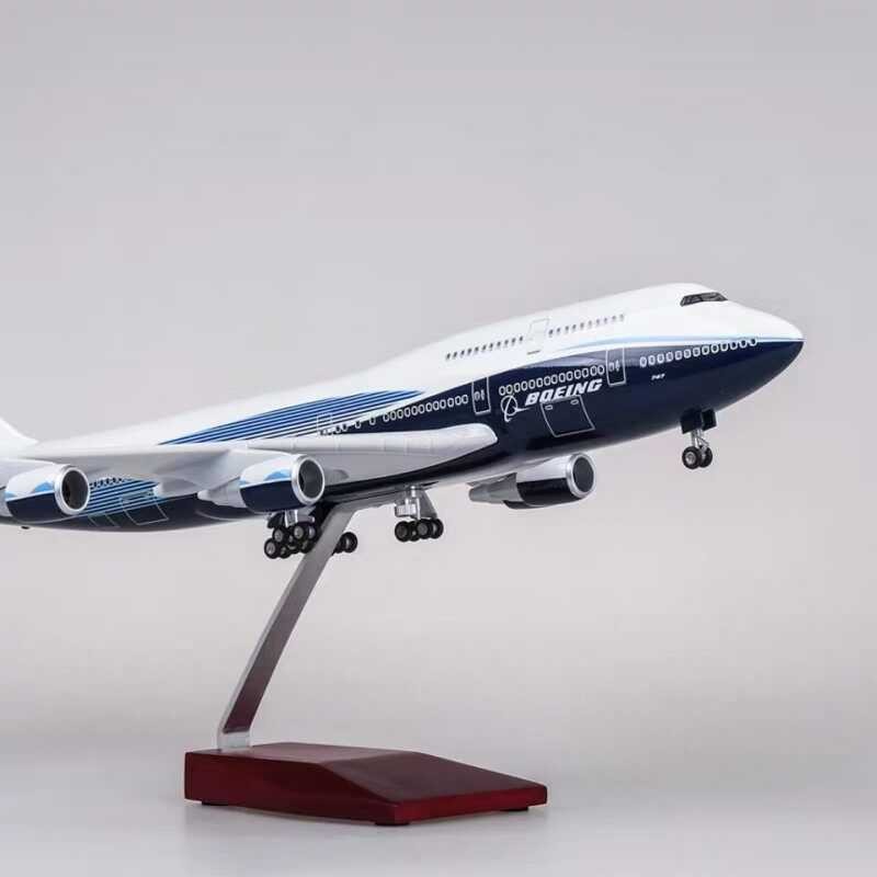 B747 ⭐ Boeing Prototype Aircraft Model With Wheels And Lights ...