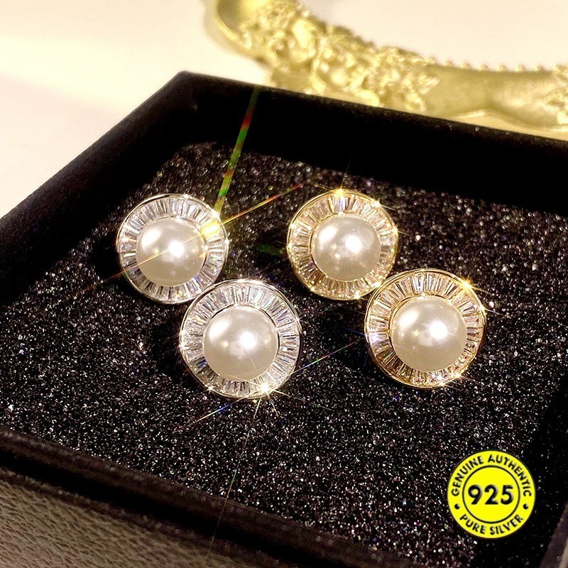 CSP: Misty Pearl Earrings