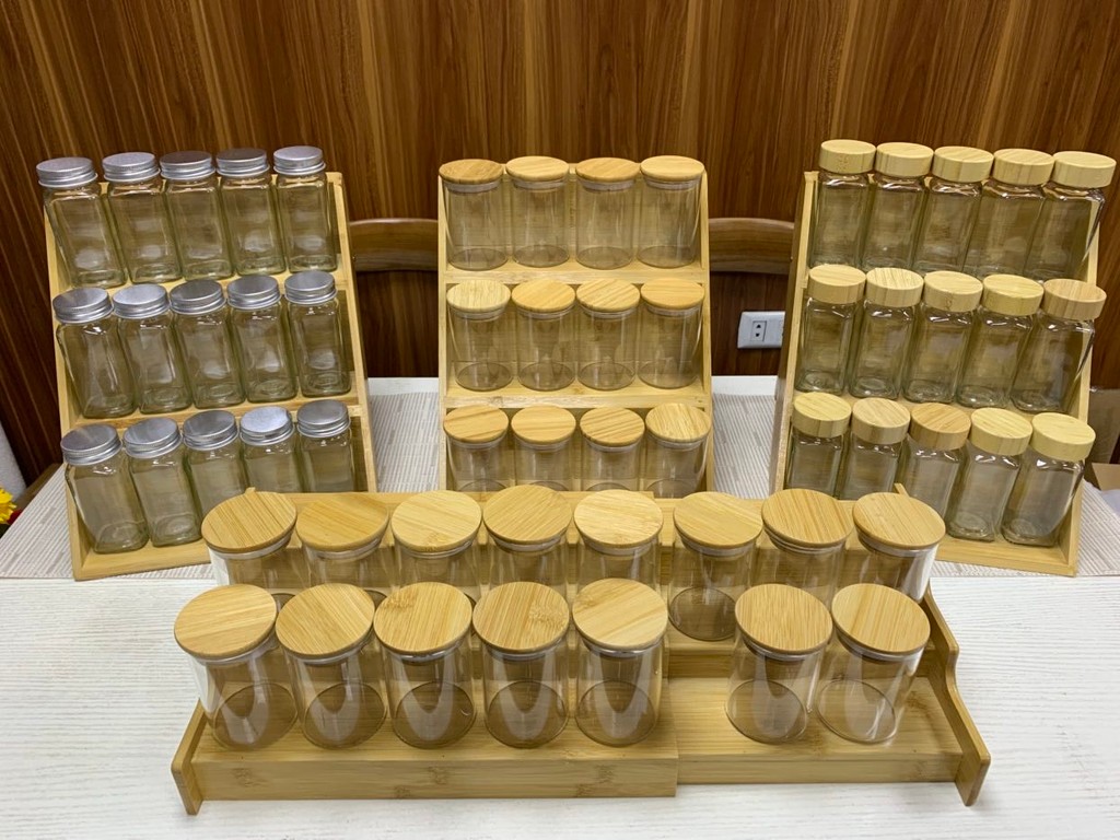 VSH 3-Tier Bamboo Storage Rack Shelves with Spices Glass Jars Set ...