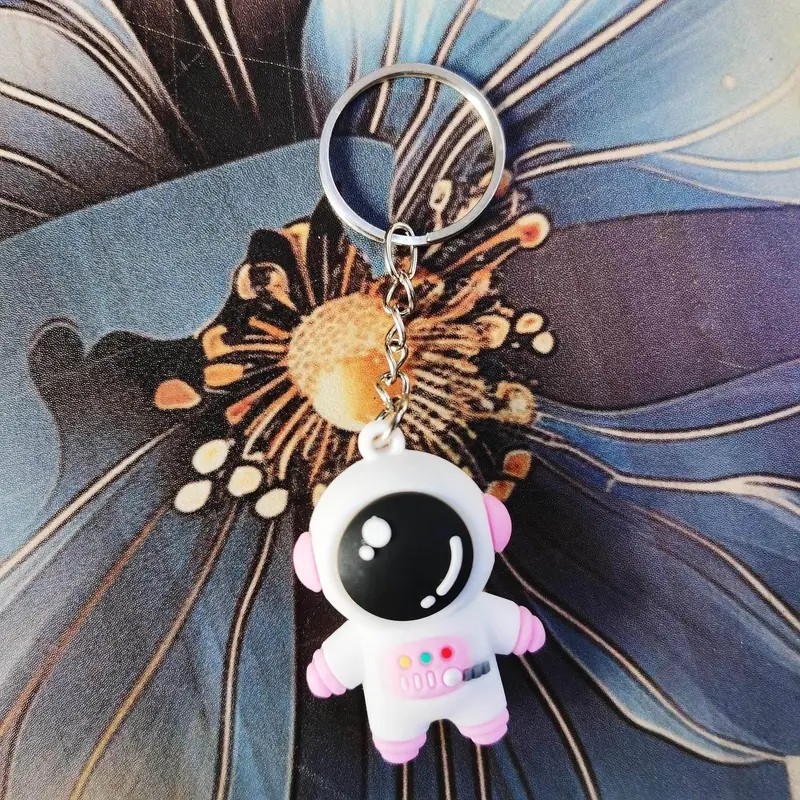 Cartoon Astronaut 3D Keychain Alloy Key Ring Key Chain Ornaments Bag ...