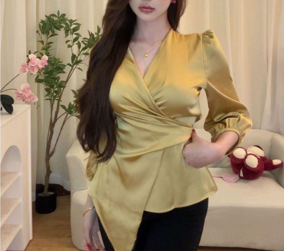 French satin long-sleeved ladies' shirt, with a cinched waist and form ...
