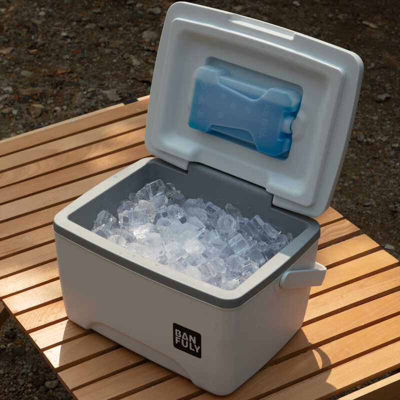 Insulating box, outdoor camping, picnic, ice cubes, refrigerated car ...