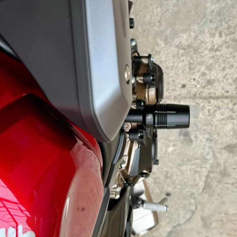 Griglia Protezione Radiatore In Alluminio CNC Per Yamaha MT-07 / FZ07 / R7 (2018-2025) - Accessorio Moto Antiurto