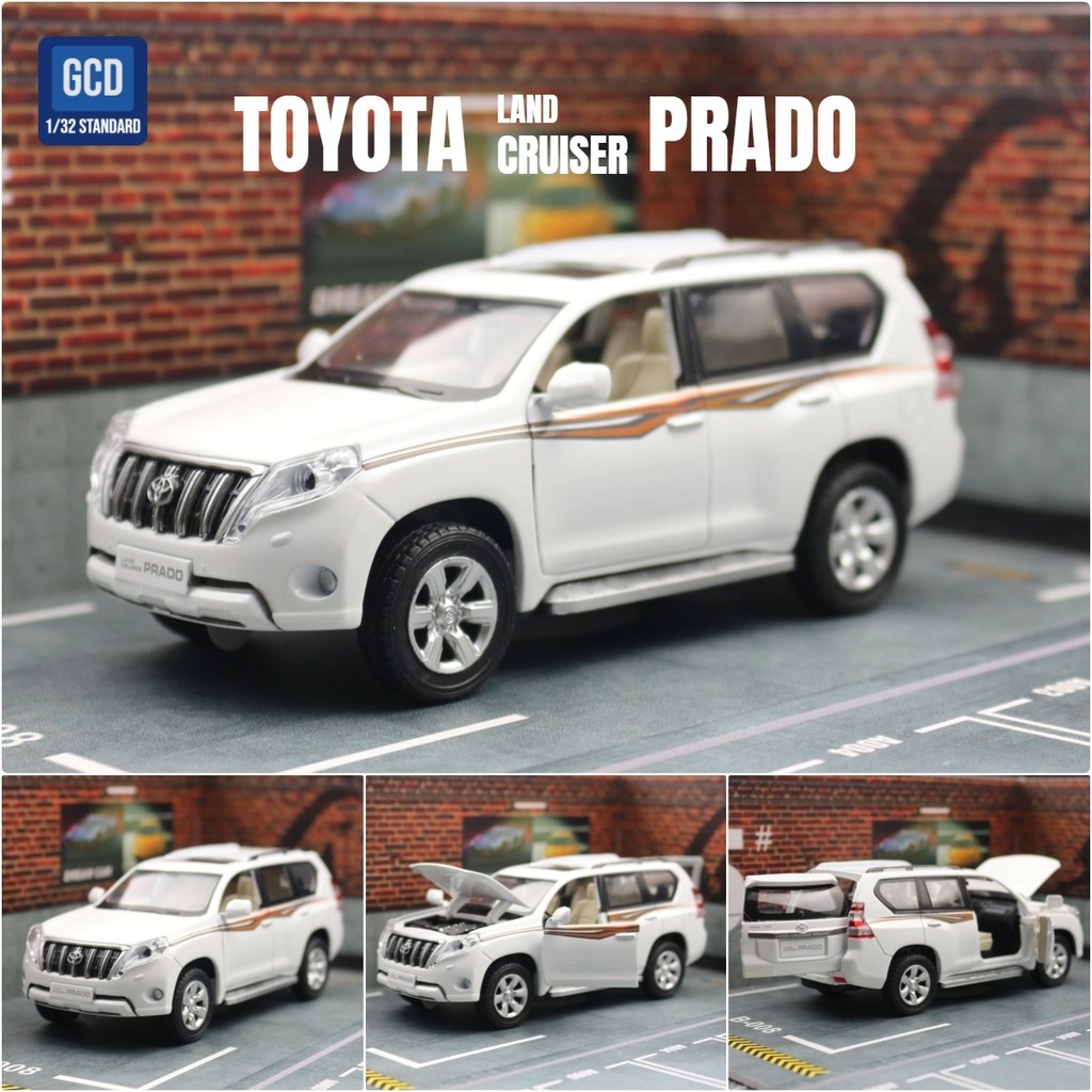 CCA Toyota Land Cruiser Prado 1:64 Scale Diecast Car ( Black ) main image 0
