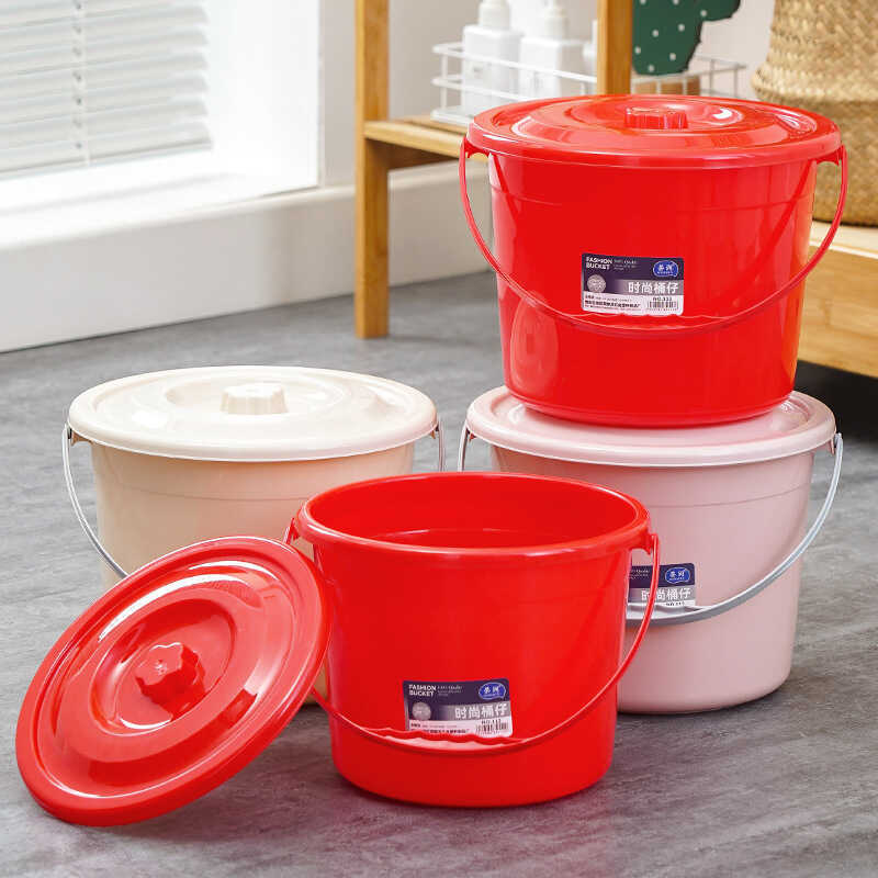 Thickened PP Plastic Small Bucket Handheld Small Beach Bucket Large ...
