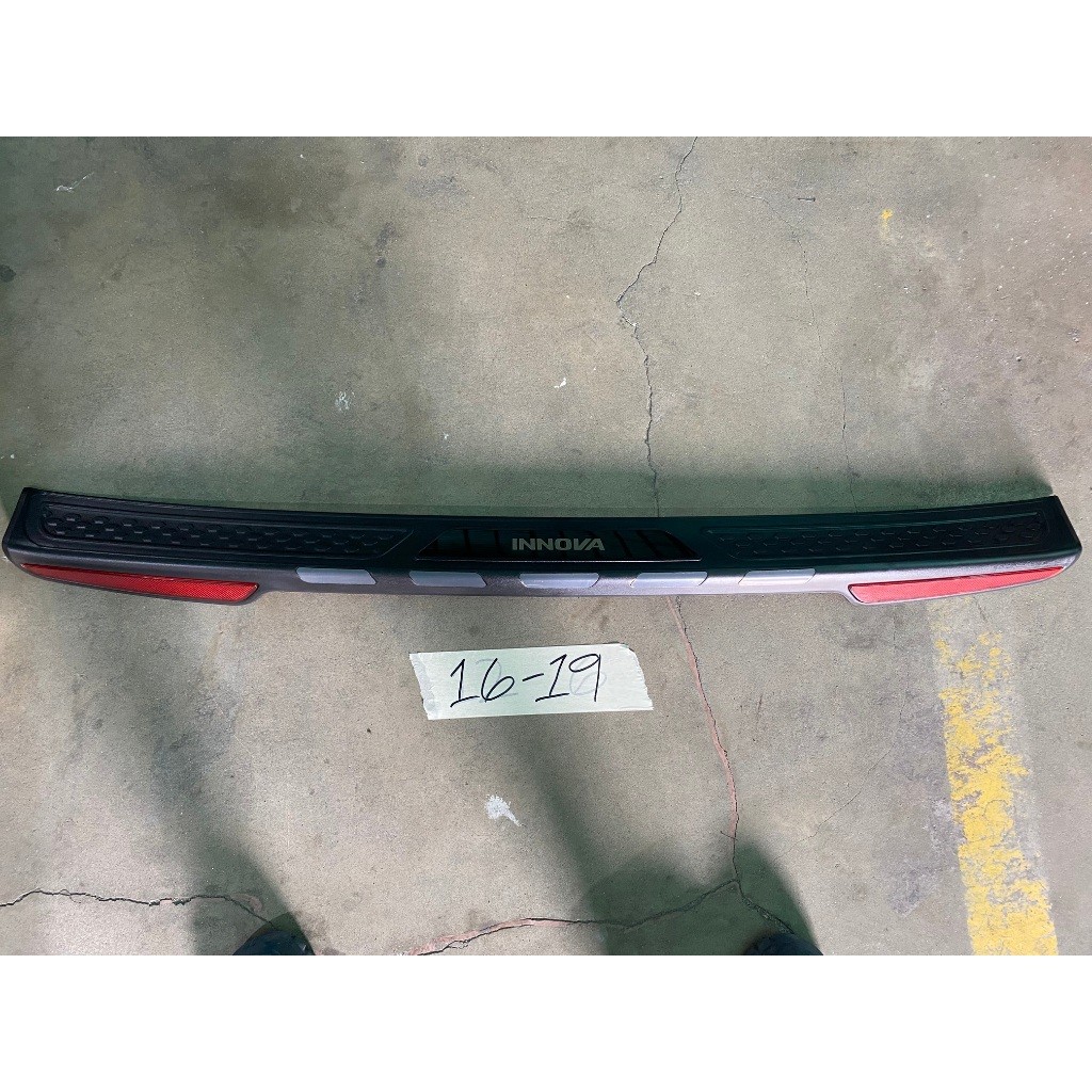 Toyota Innova (2016-2019) Rear Step Sill / Rear Bumper Guard | Shopee ...