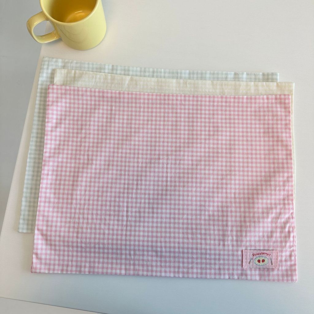 Sweet Powder Strawberry Small Grid Placemat Homemade Double Layer ...