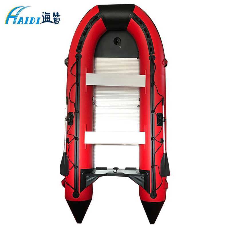 Rubber boats, kayaks, life rafts, inflatable fishing boats, drifting ...