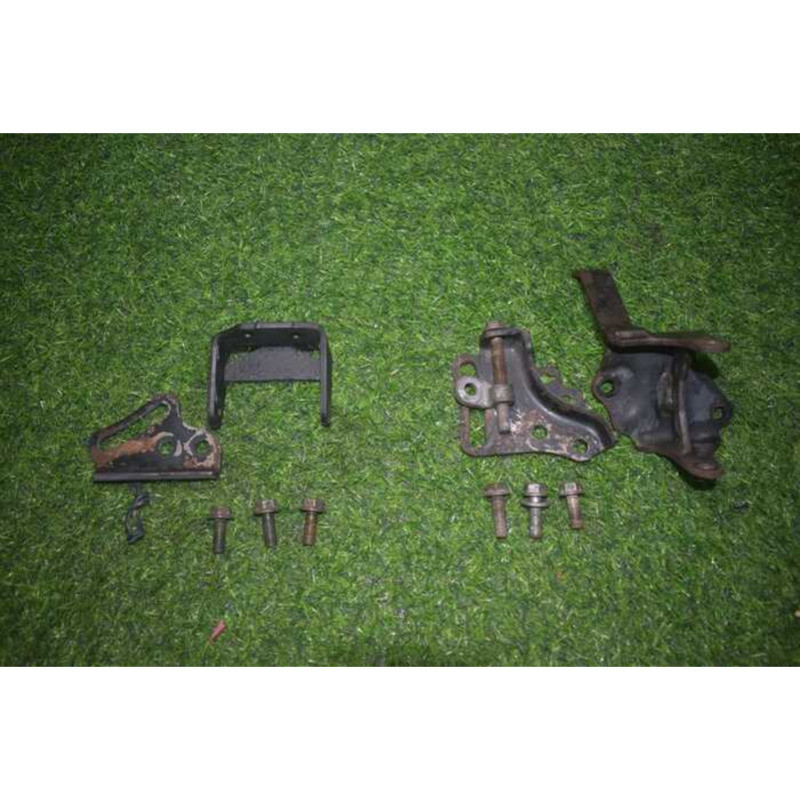 Suzuki Multicab, Van Compressor BRACKET Da52, Da62, Da63t Da64v, Da64w ...