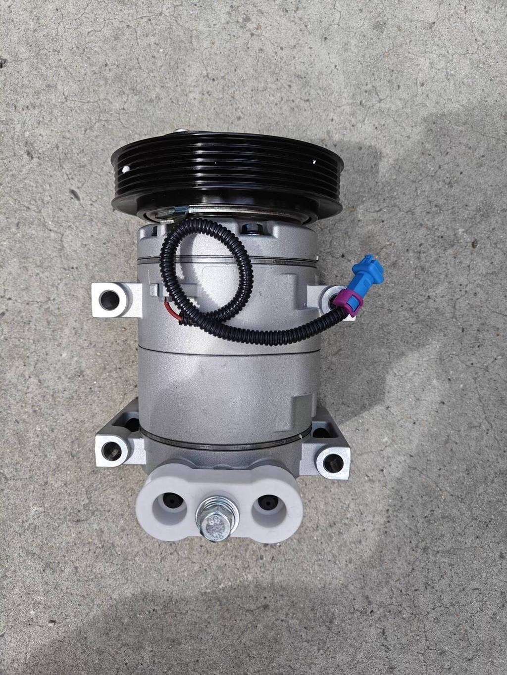 Original Chunhui Compressor Sany Crane Air Conditioner Compressor Air ...