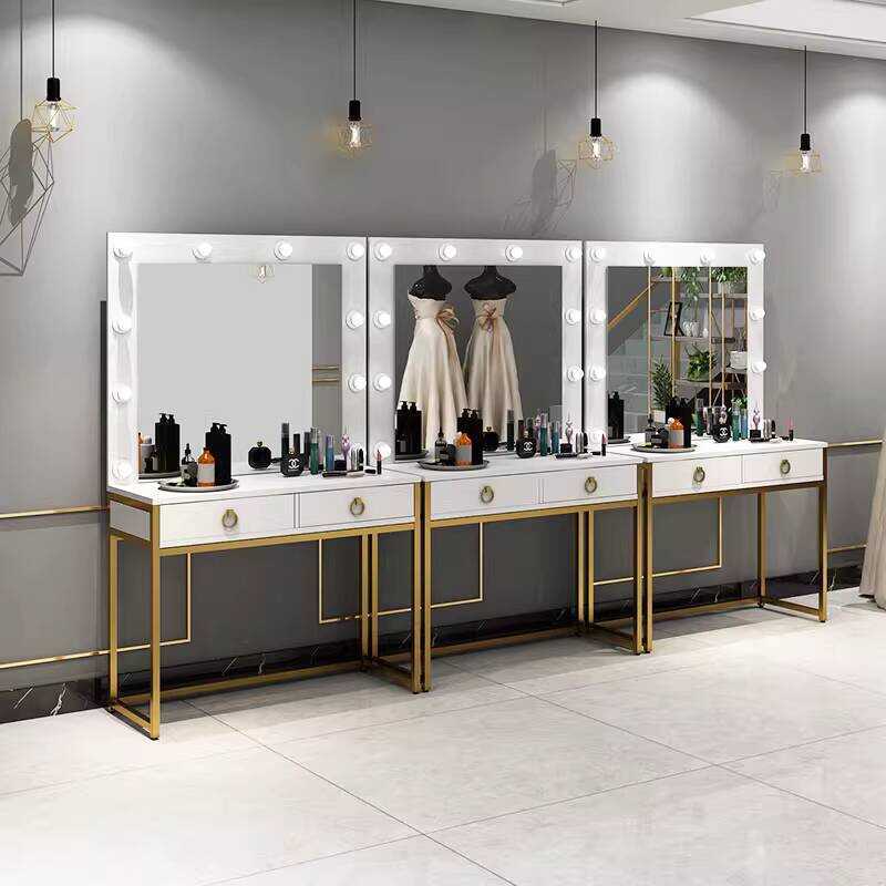 Internet Celebrity Studio Table with Light, and Wedding Dress Shop ...