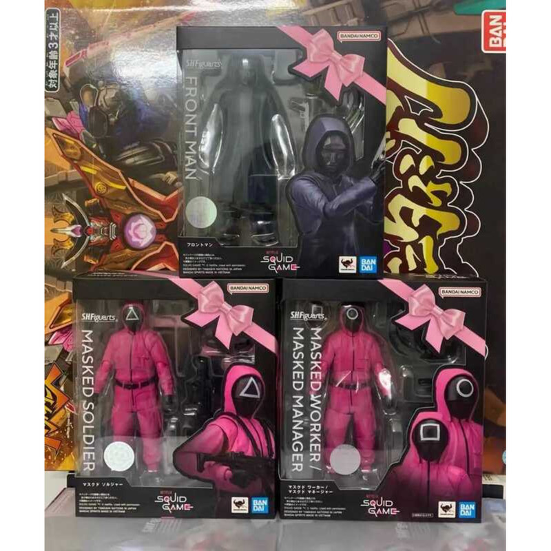 Bandai SHF Game Manager Round Face Male Black Triangle Face Square Face ...