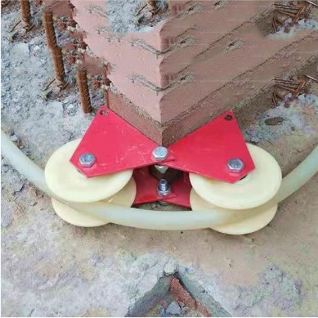 Lifting and fixing rope pulley device wall corner climbing rescue ...