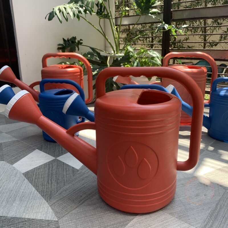 Plastic Water Sprinkler Watering Can Lagadera Random Color 950 B7 ...
