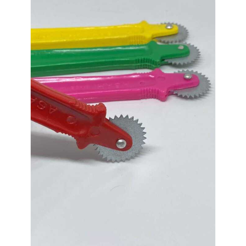 Tracing Wheel | Edge Pattern Tracer Tailor Fabric Sewing Tools (Random ...