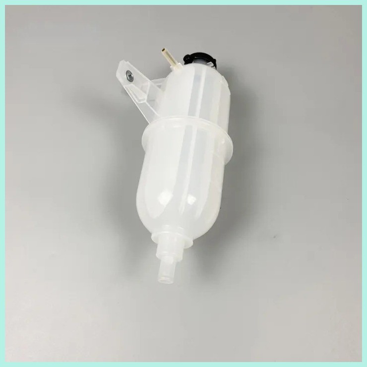 Coolant reservoir expansion tank bottel for toyota hilux vigo fortuner ...
