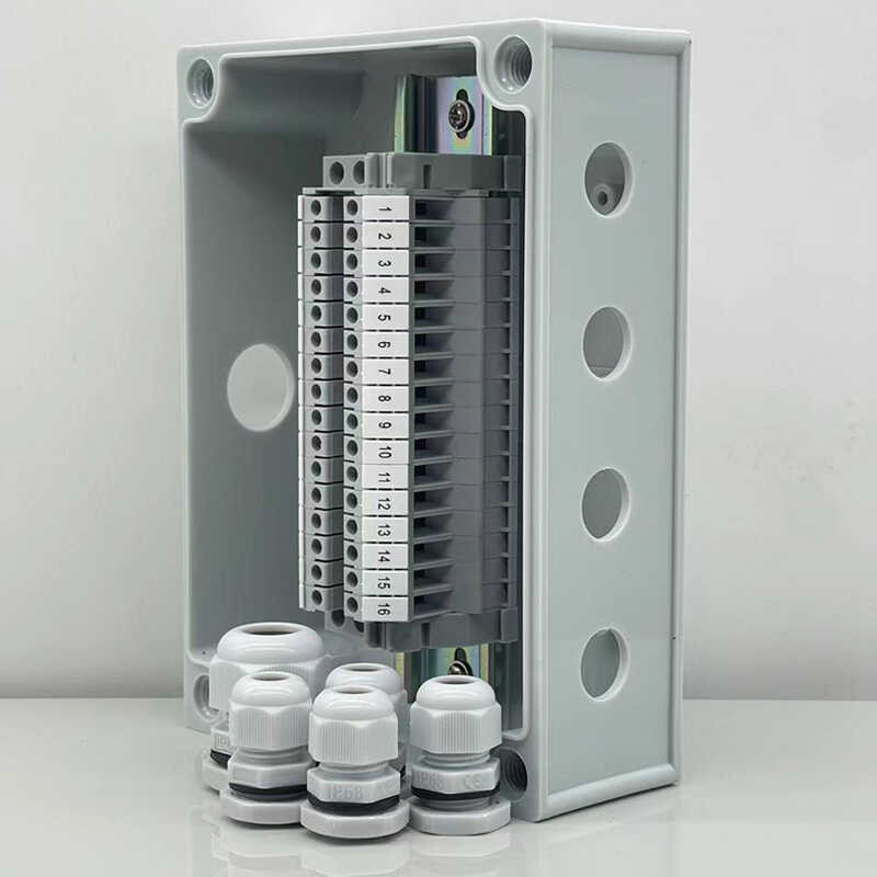 Waterproof Junction with Terminals 1 In 4 Out UK Terminal Splitter ...