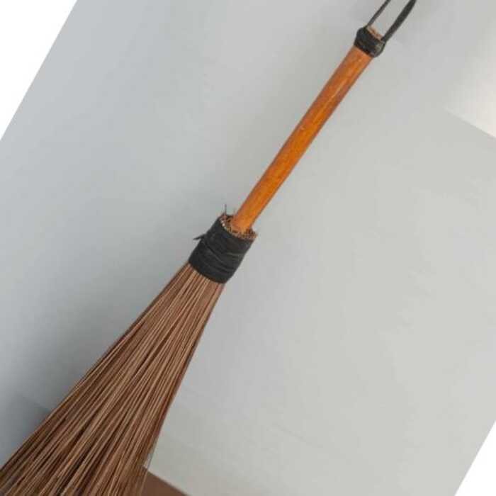 NATIVE WALIS NG NIYOG WOOD SHORT HANDLE INDOOR OUTDOOR CLEANING BROOM ...