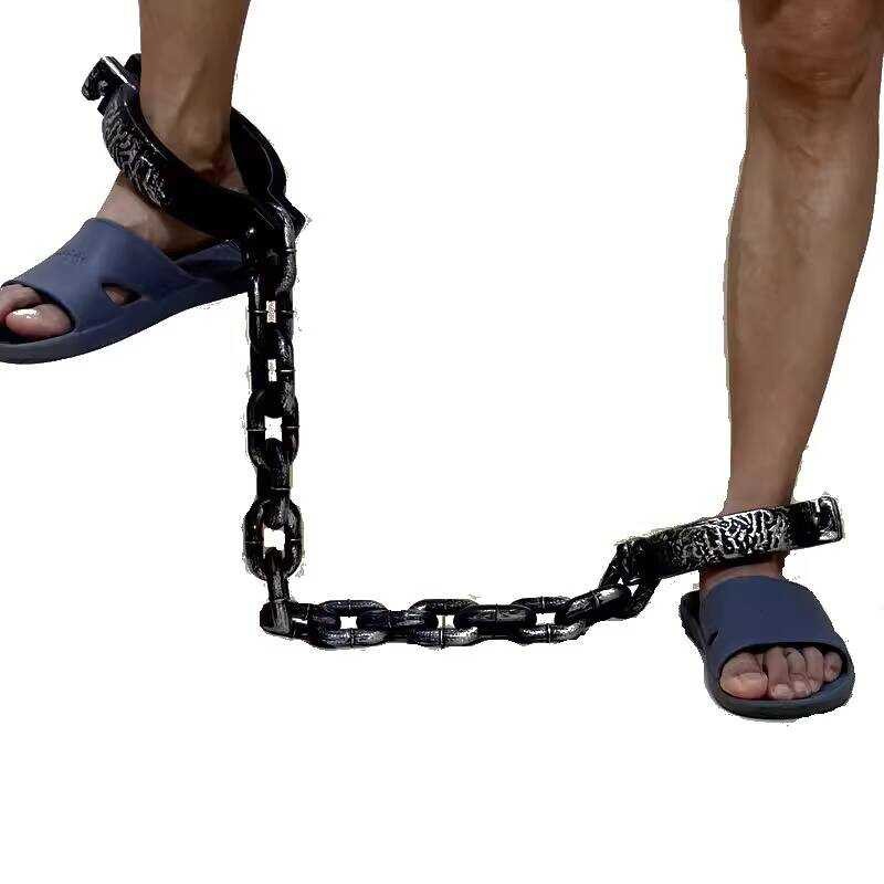 Film and Television Performance Props Halloween Plastic Handcuffs ...
