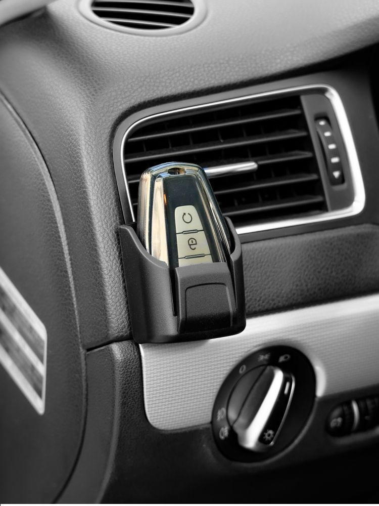 Car Key Holder Clip Car Interior Storage Box Dashboard Organizer ...