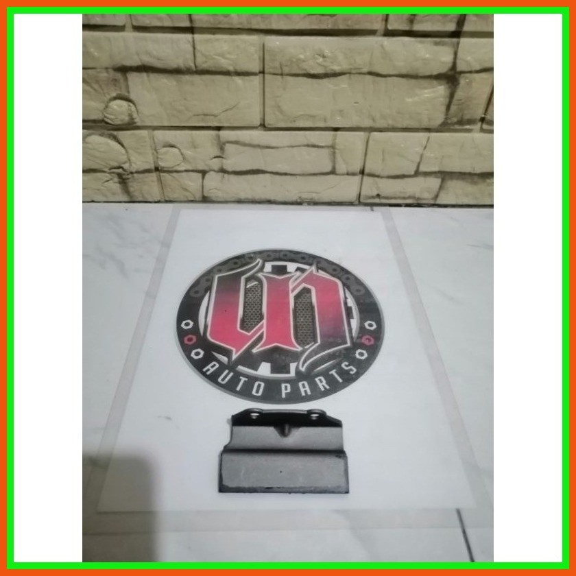 Nissan Sentra B13 and B14 Timing Chain Guide (Right short metal ...