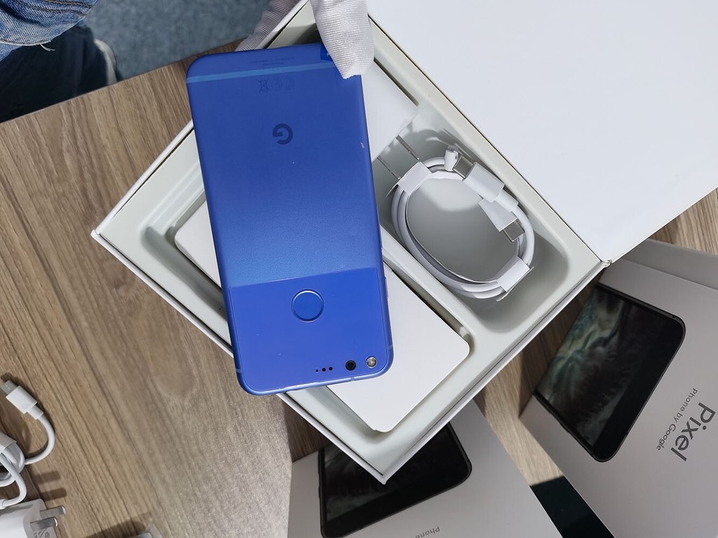 Google Pixel (1st Gen) 4GB/32GB 5.0