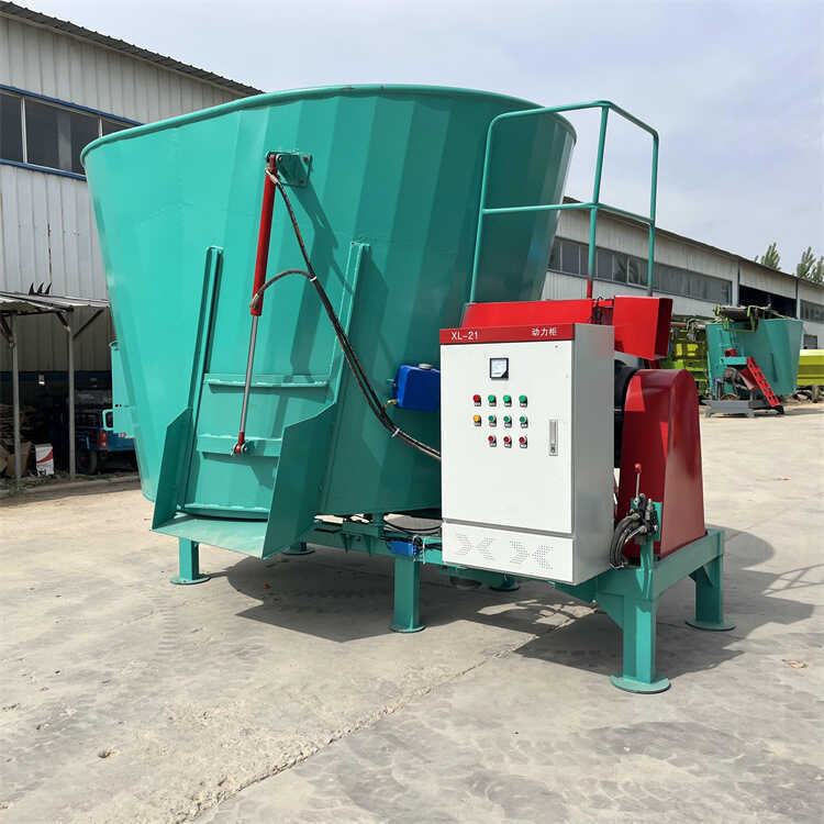 Vertical Self-Propelled Feed Preparation Machine, Fully Mixed Ration ...