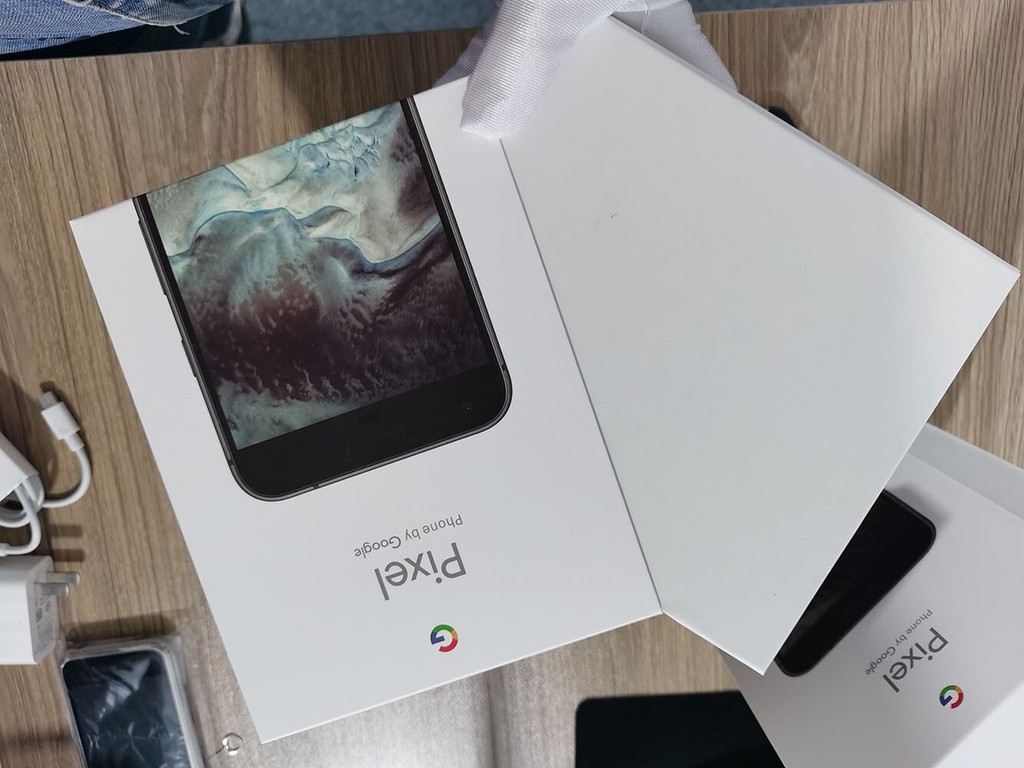 Google Pixel (1st Gen) 4GB/32GB 5.0