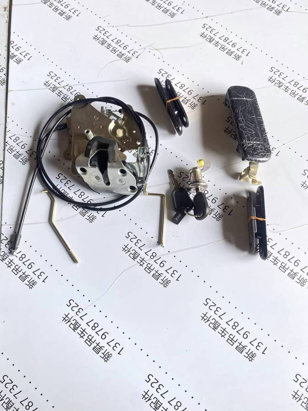 COD Liugong Truck Cab Door Lock Liugong Crane Door Lock Assembly ...