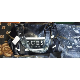 Sac De Voyage Ou Sport Guess Glen Duffle Bag TMGLENP2238 - Polyuréthane, Dimensions Environ 60 Cm