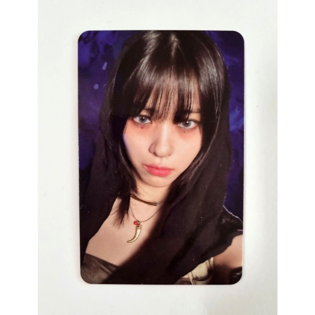 ITZY 2nd Album BORN TO BE Official PHOTOCARD - Ryujin | Shopee