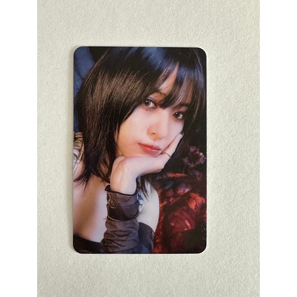 ITZY 2nd Album BORN TO BE Official PHOTOCARD - Ryujin | Shopee