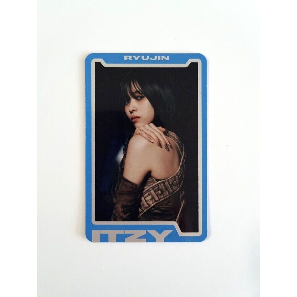 ITZY 2nd Album BORN TO BE Official PHOTOCARD - Ryujin | Shopee