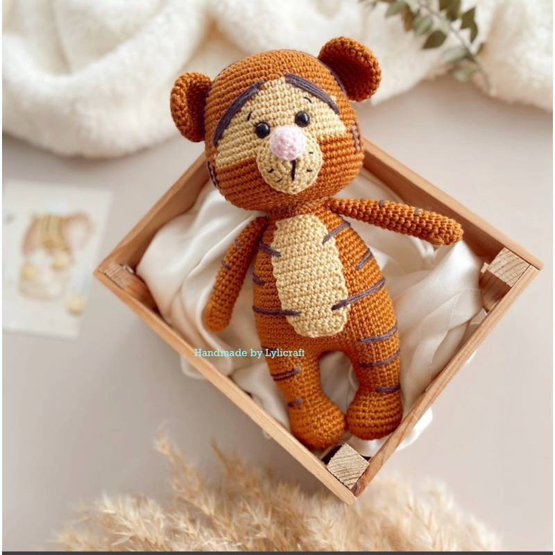 (Winnie The Pooh collection) Winnie The Pooh doll | Disney doll ...