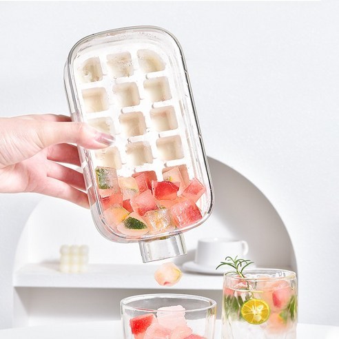 ROTATING LARGE-CAPACITY 18-CUBE SILICONE ICE MAKER BOTTLE – PORTABLE ...