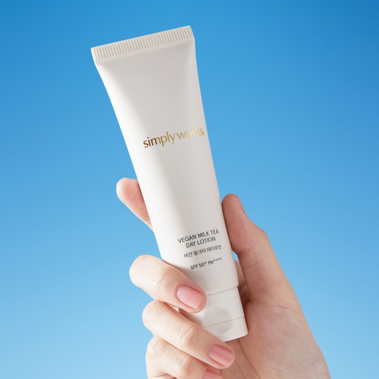 simply works Vegan Milk Tea Day Lotion Sunscreen SPF50 | Shopee Philippines