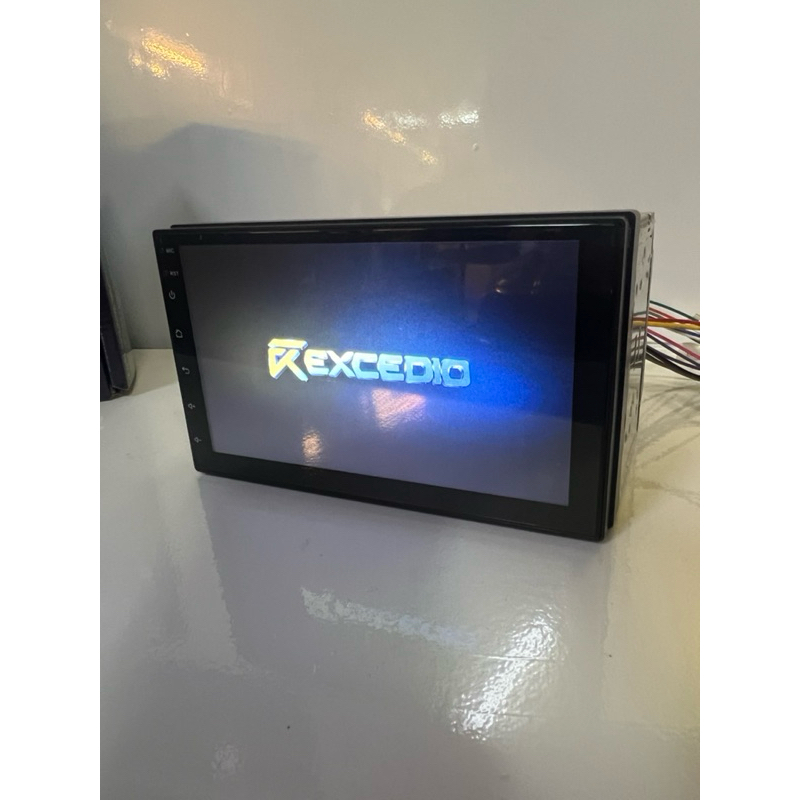 clip design USA 7inch double din size 2+32G screen fully android 4k ...